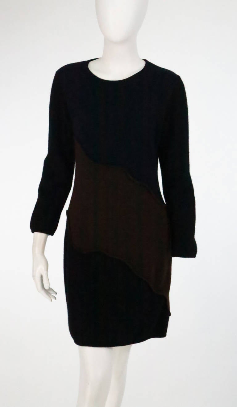 Laura Biagiotti colour block cashmere dress in wavy bands of dark forest green, chocolate brown, and black, with long black sleeves...Pull on dress is unlined and in excellent condition...100% cashmere, marked size 44 Italy, fits like a US