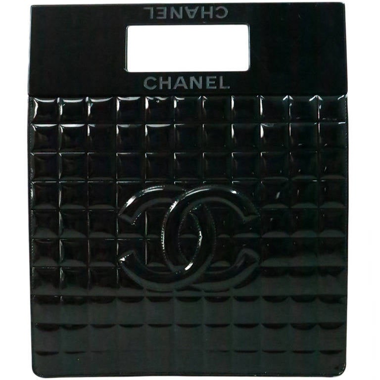 Chanel quilted black patent leather & Perspex handle handbag