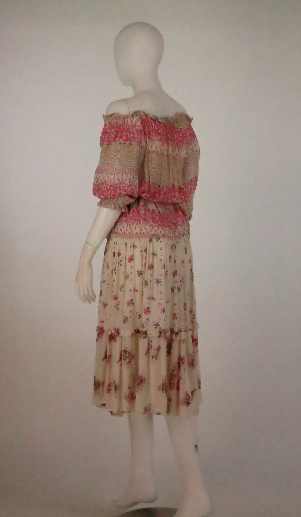 Rare 60s label Mushroom by Perlei London romantic floral pesant dress 1