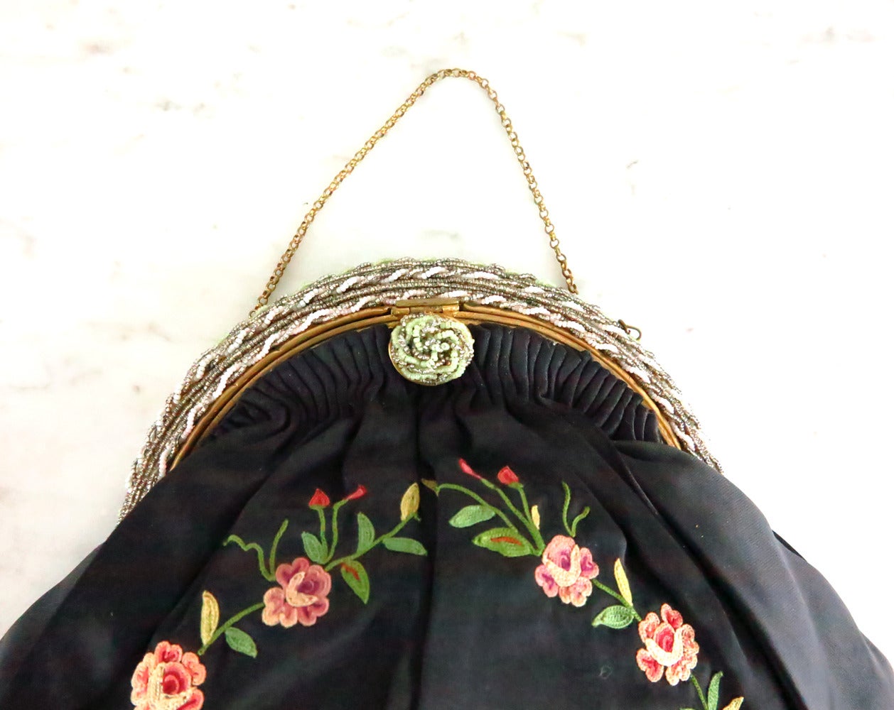 1940s Floral embroidered black silk beaded frame evening bag In Excellent Condition In West Palm Beach, FL