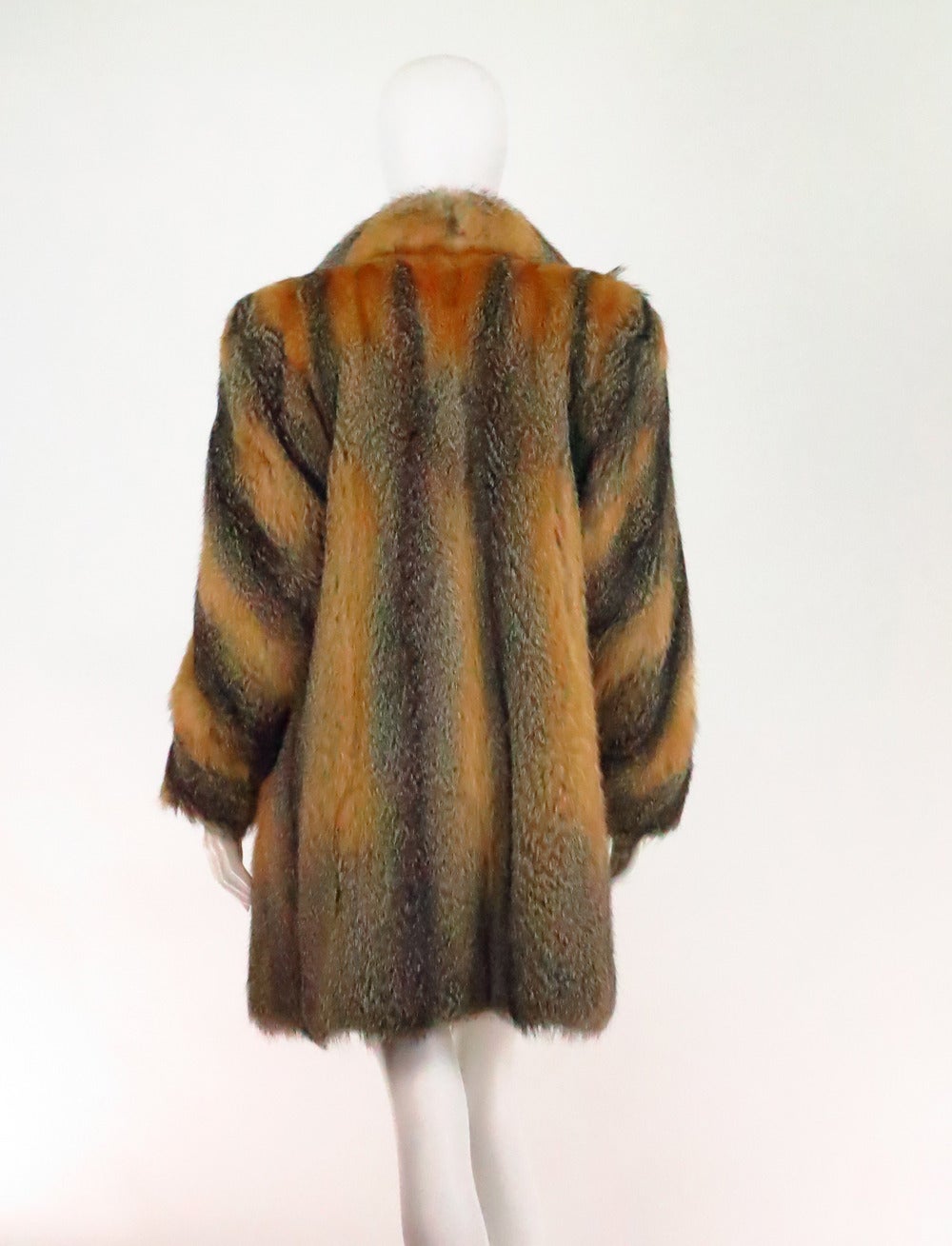 1990s Fox fur mini coat in silver & red 3