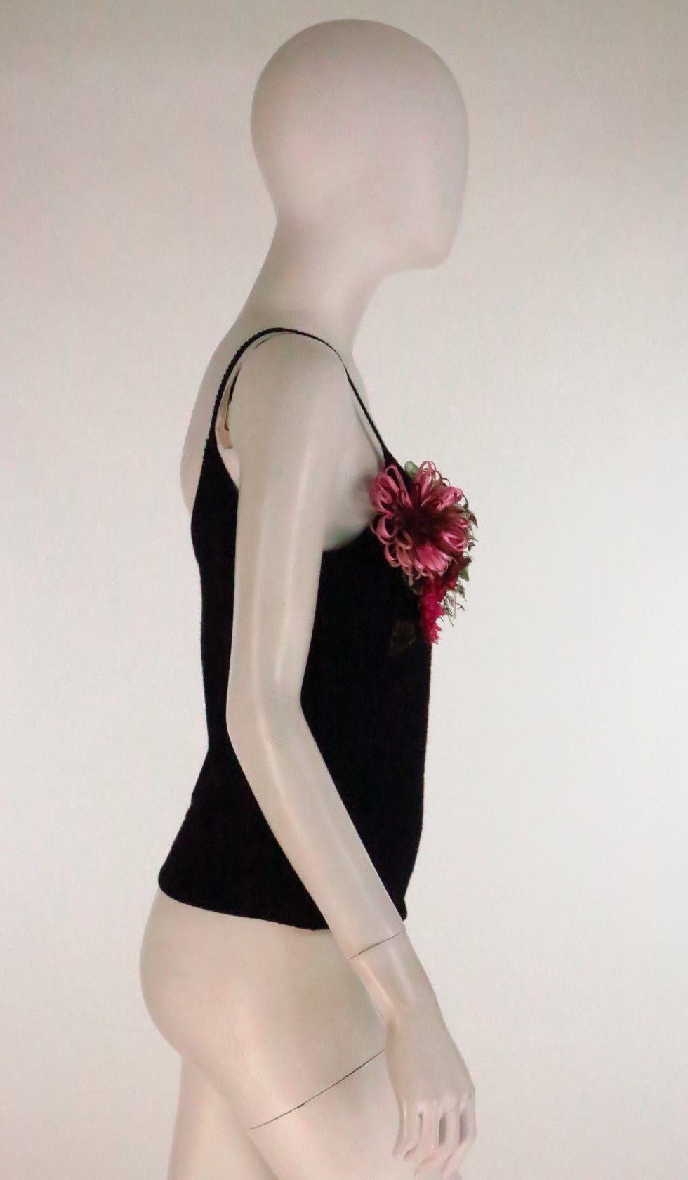 Dior boutique floral ribbon applique black sweater knit tank top 4