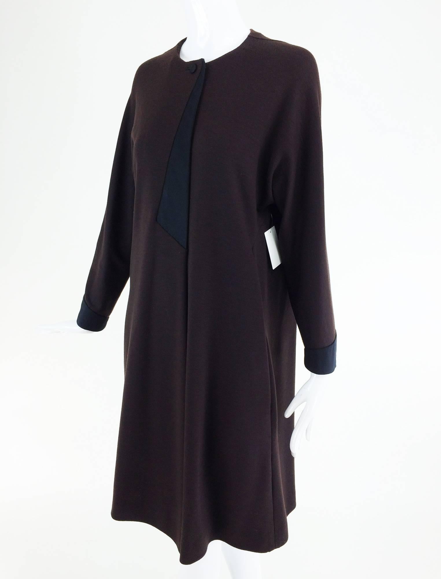 Geffrey Beene brown knit tent dress with black silk twill trims 1980s 3