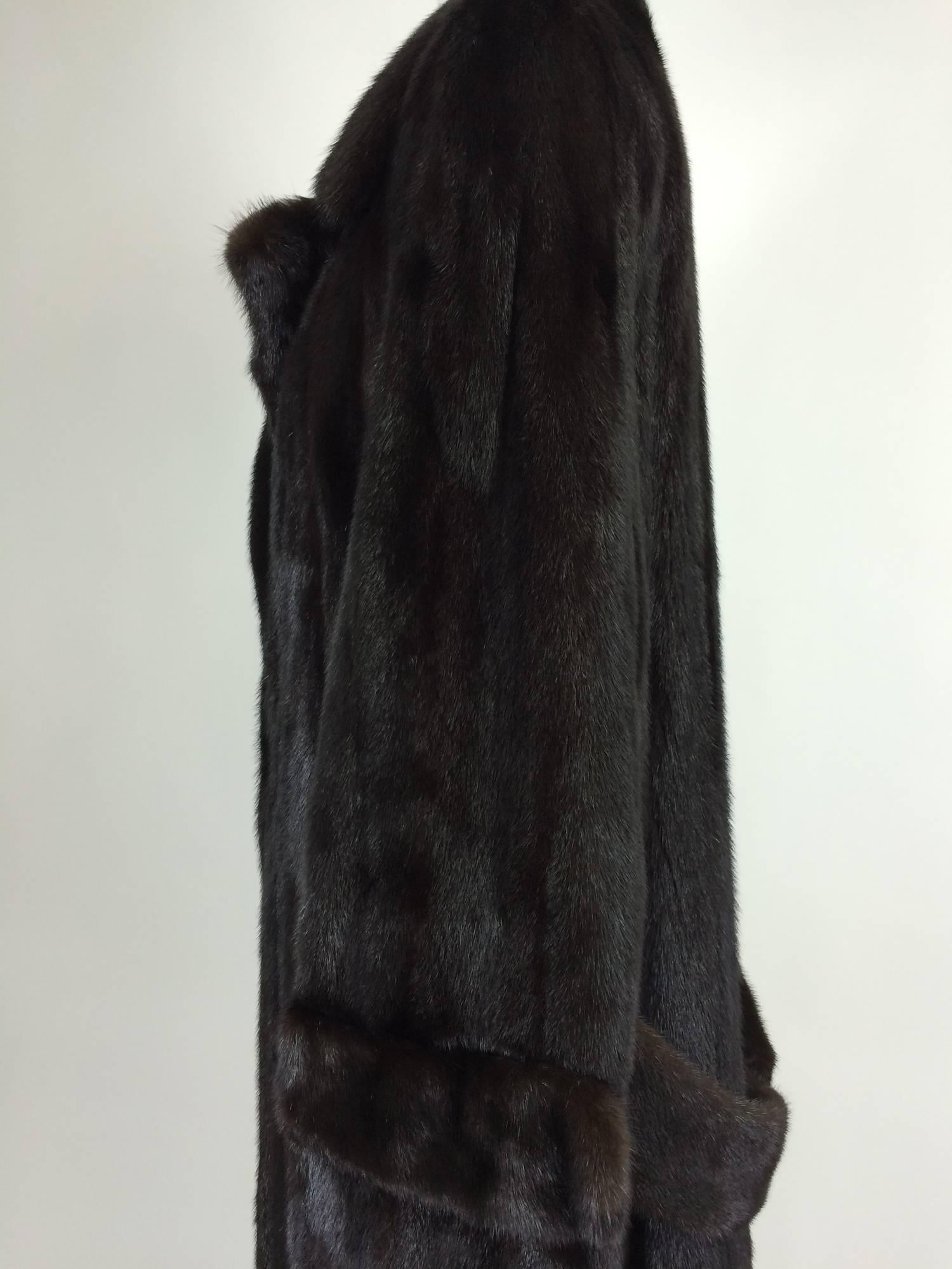 Black full length mink fur coat belt back 1990s Lord & Taylor In Excellent Condition In West Palm Beach, FL