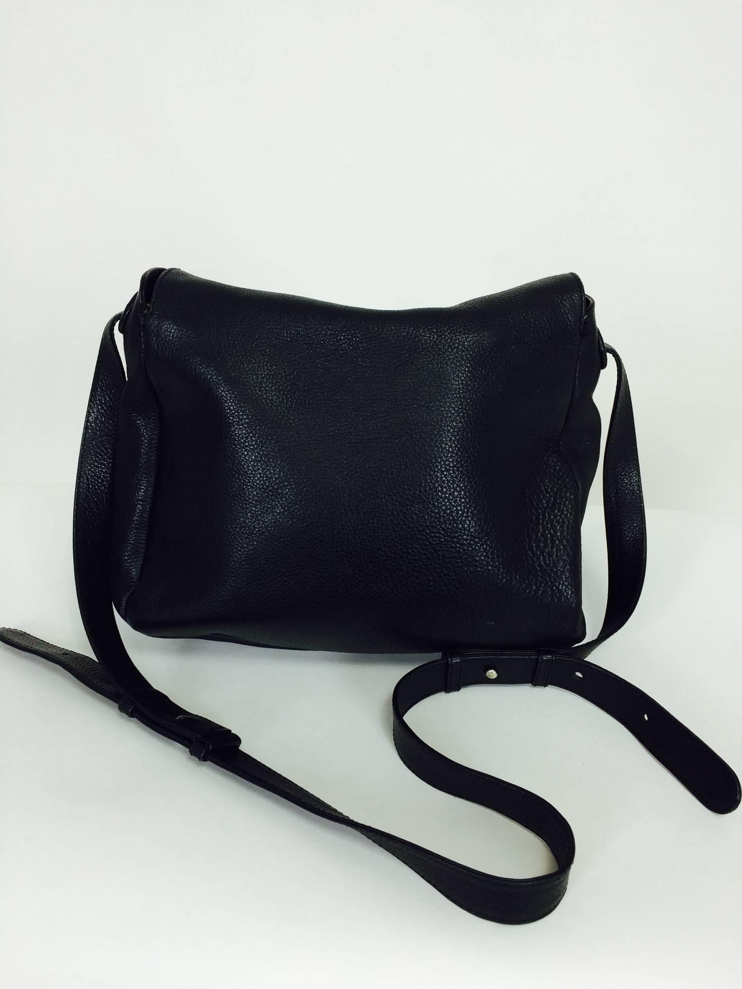 Women's or Men's DeVecchi large pebbled black leather flap front cross body/shoulder bag 1990s