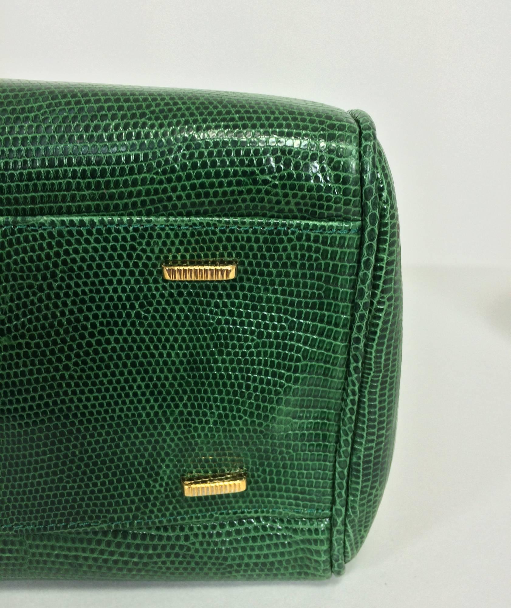 Luc Benoit green glazed lizard Kelly style handbag gold hardware 1990s In Excellent Condition In West Palm Beach, FL