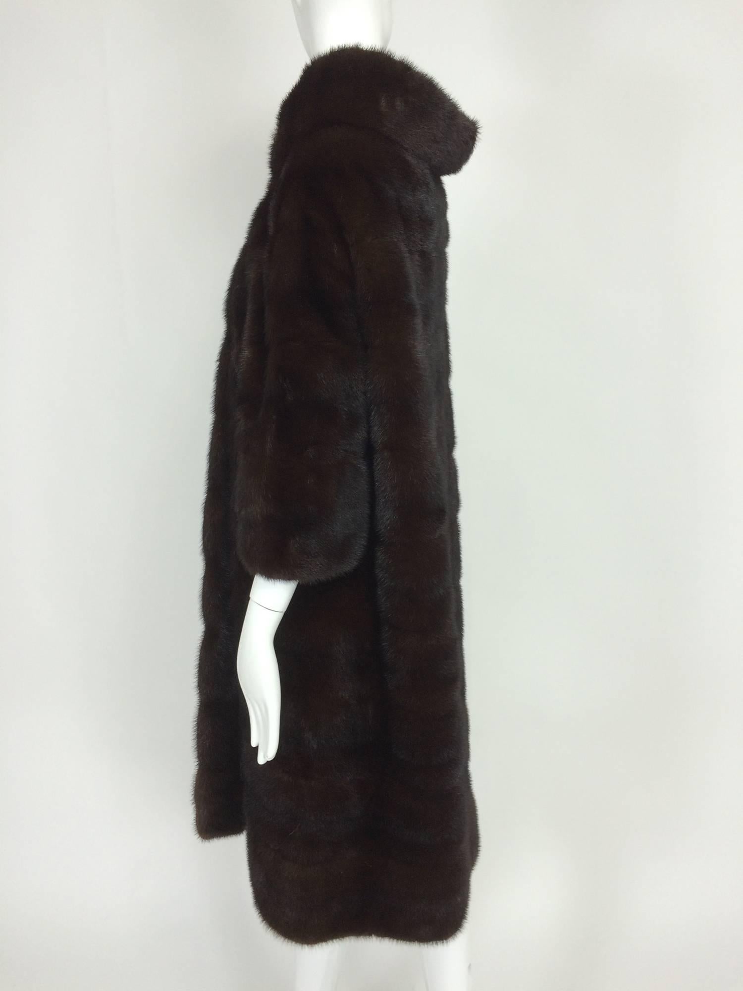 Women's Glossy dark mink portrait collar fur coat early 1960s