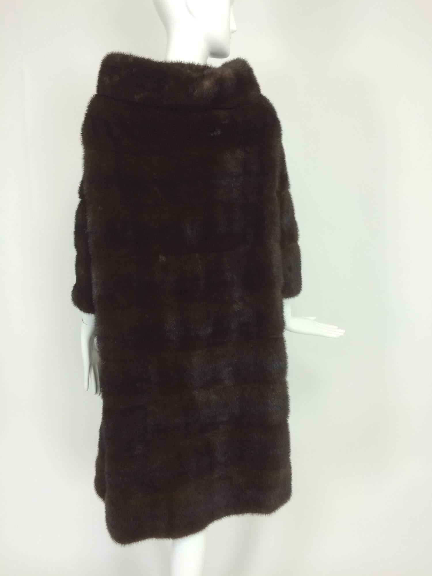 Black Glossy dark mink portrait collar fur coat early 1960s