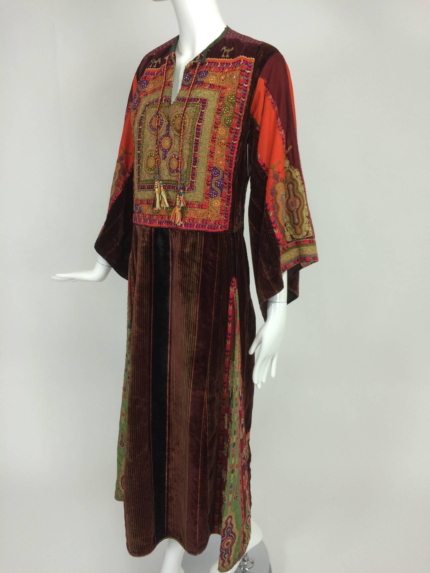 Women's Mid 20th C. Palestinian traditional embroidered velvet robe 