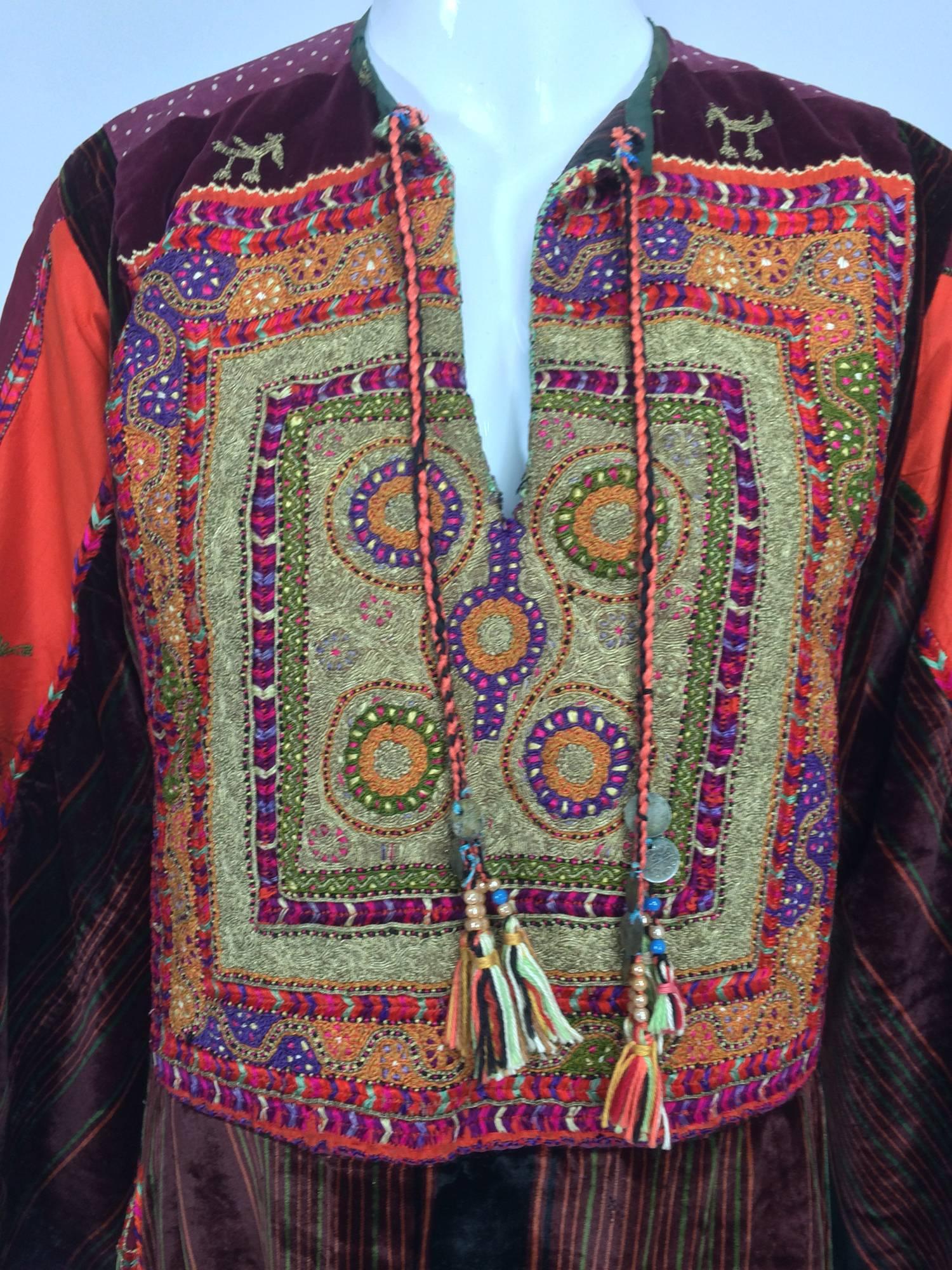 Black Mid 20th C. Palestinian traditional embroidered velvet robe 