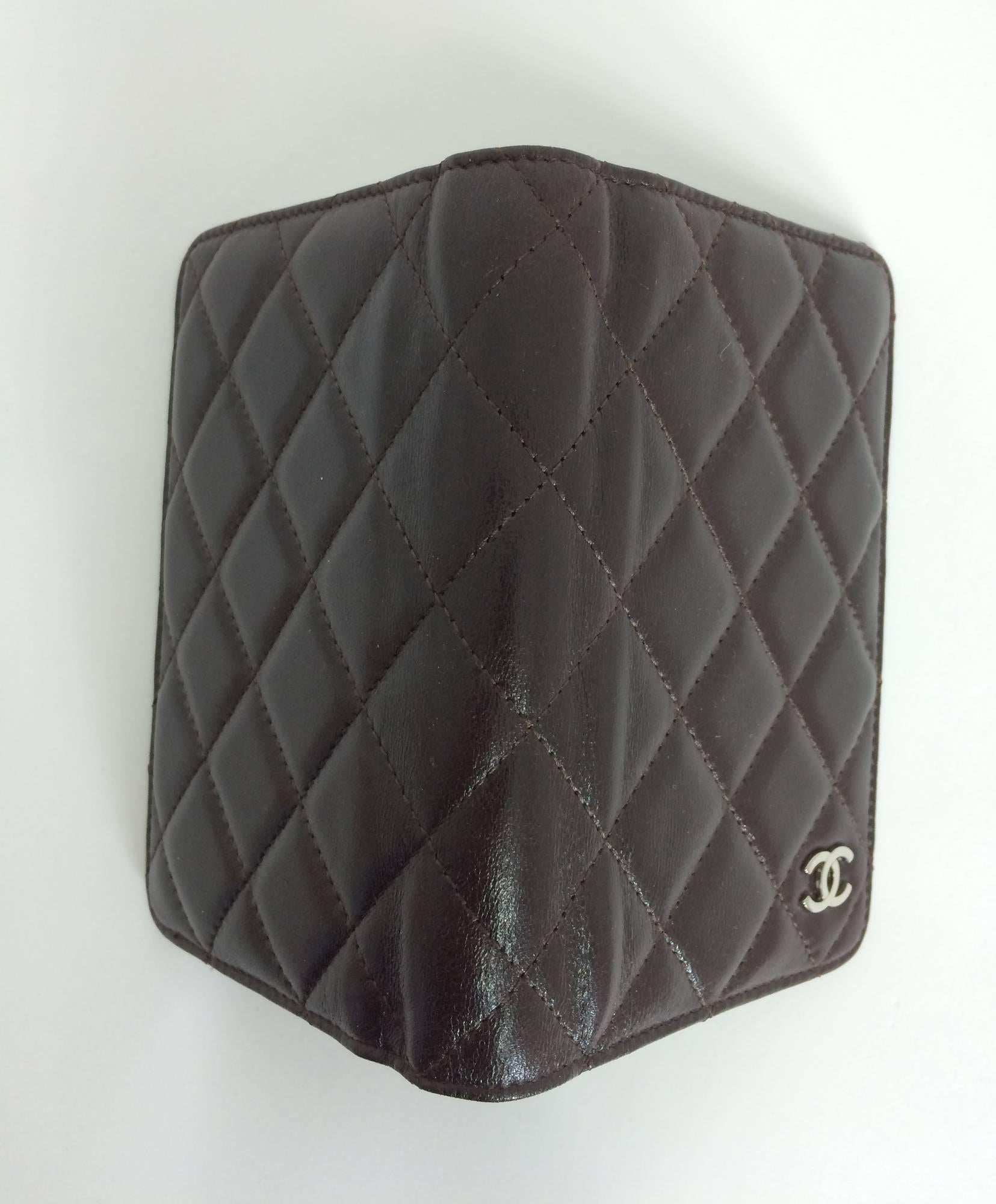 Black Chanel quilted leather datebook 2009 unused 