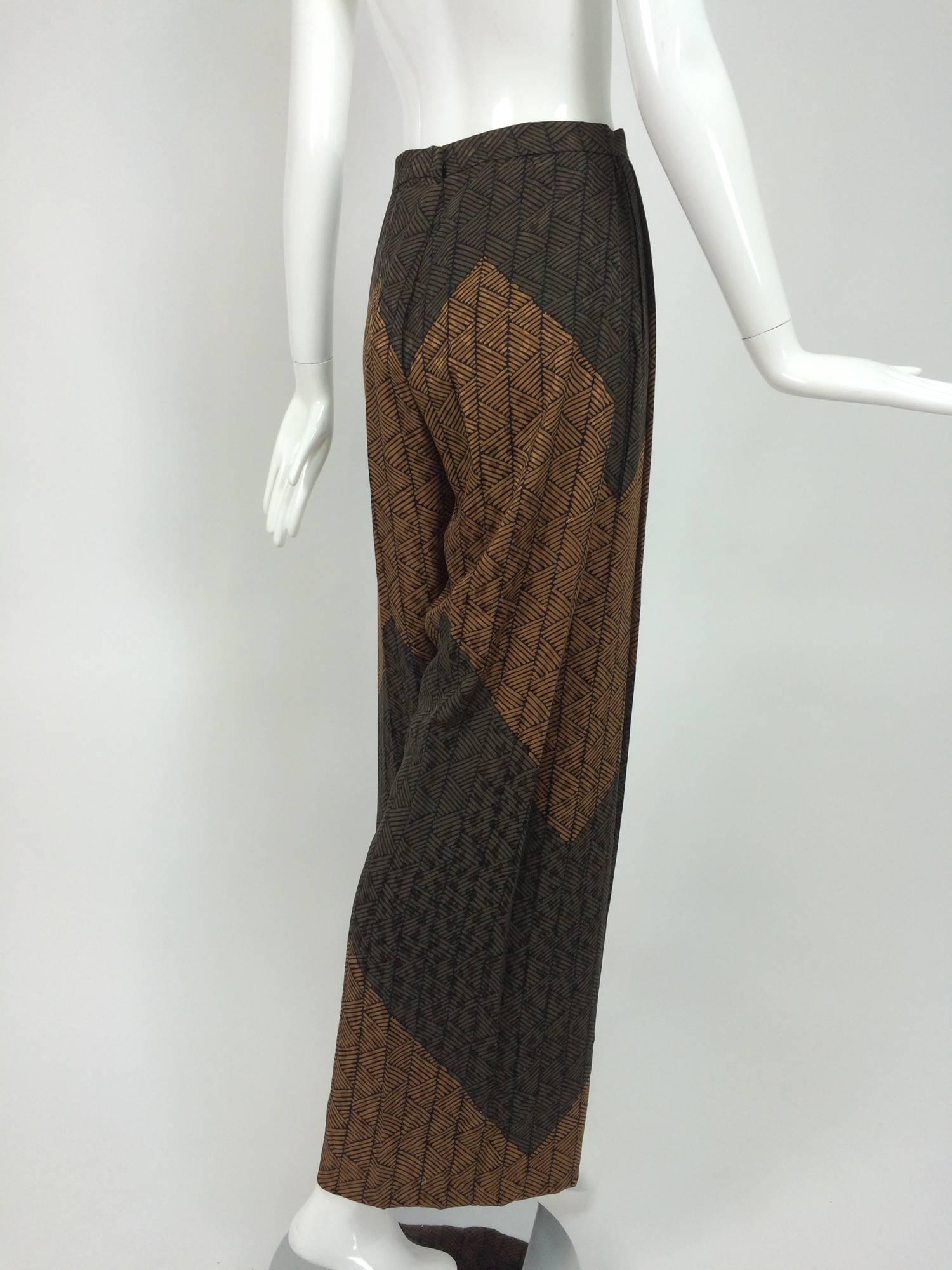 Black Carolina Herrera cocoa/chocolate geometric print wide leg trouser For Sale