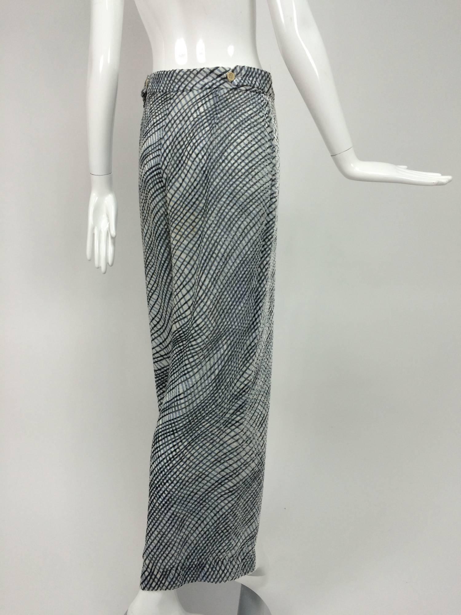 Women's Giorgio Armani lattice pattern cut velvet wide leg trouser shades of gray