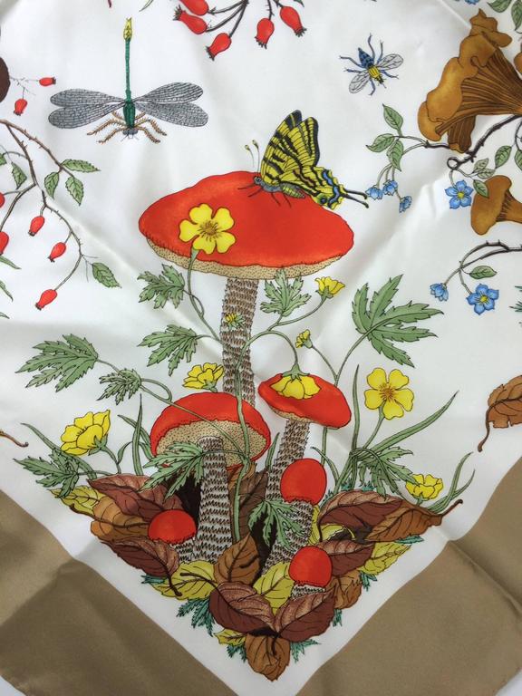  Gucci  silk mushroom insect scarf designed by V ACCORNERO 