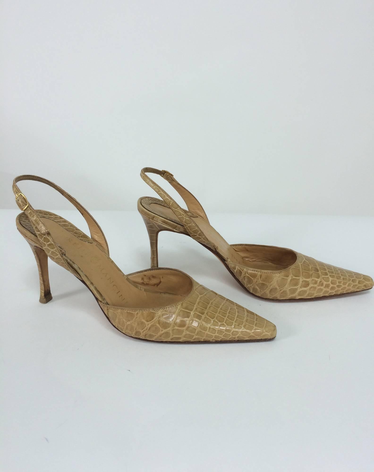 Rene Mancini Paris blond alligator sling back high heel pumps 36 In Good Condition In West Palm Beach, FL