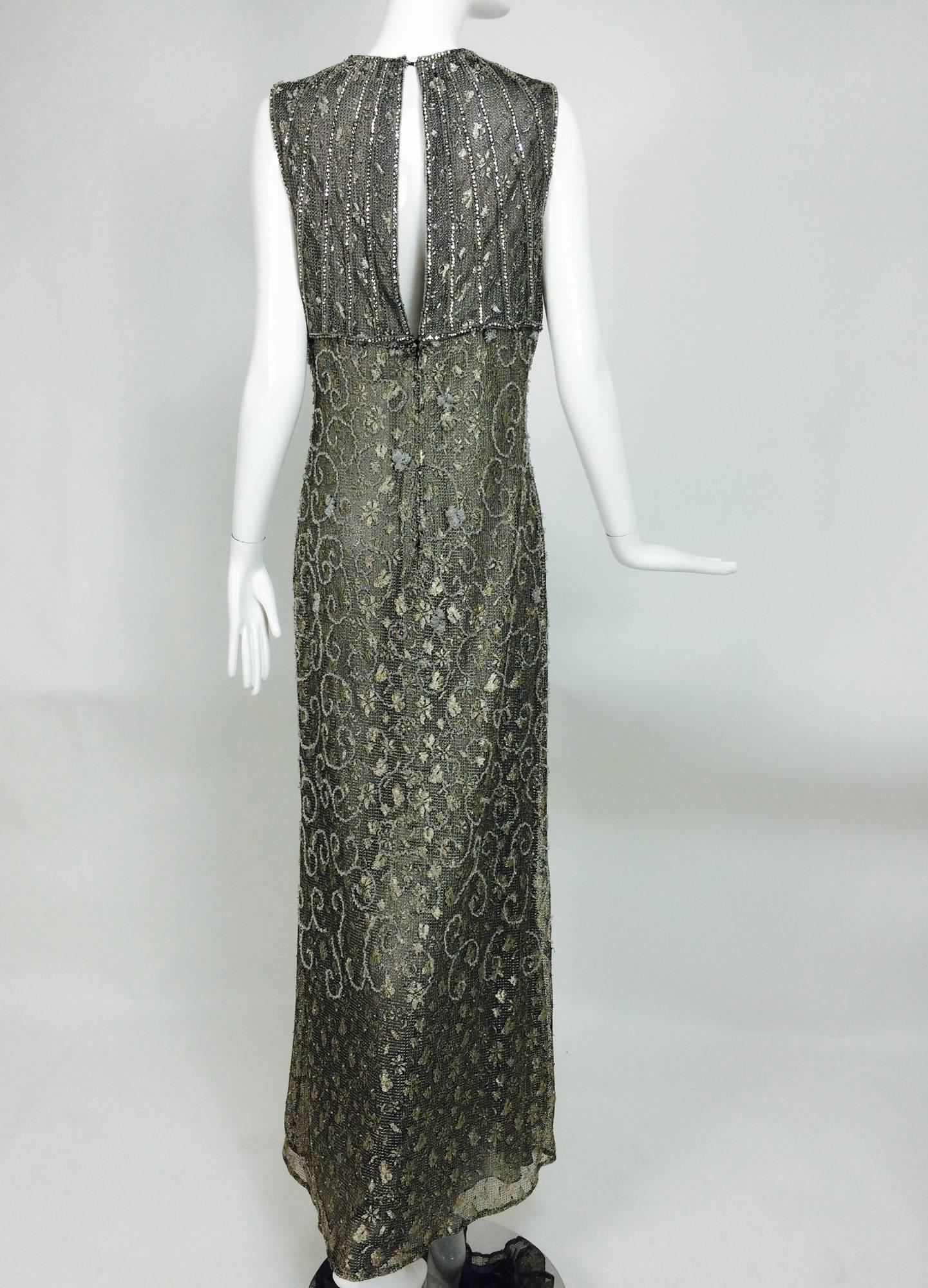 Badgley Mischka embroidered & beaded silver metallic lace gown In Good Condition In West Palm Beach, FL