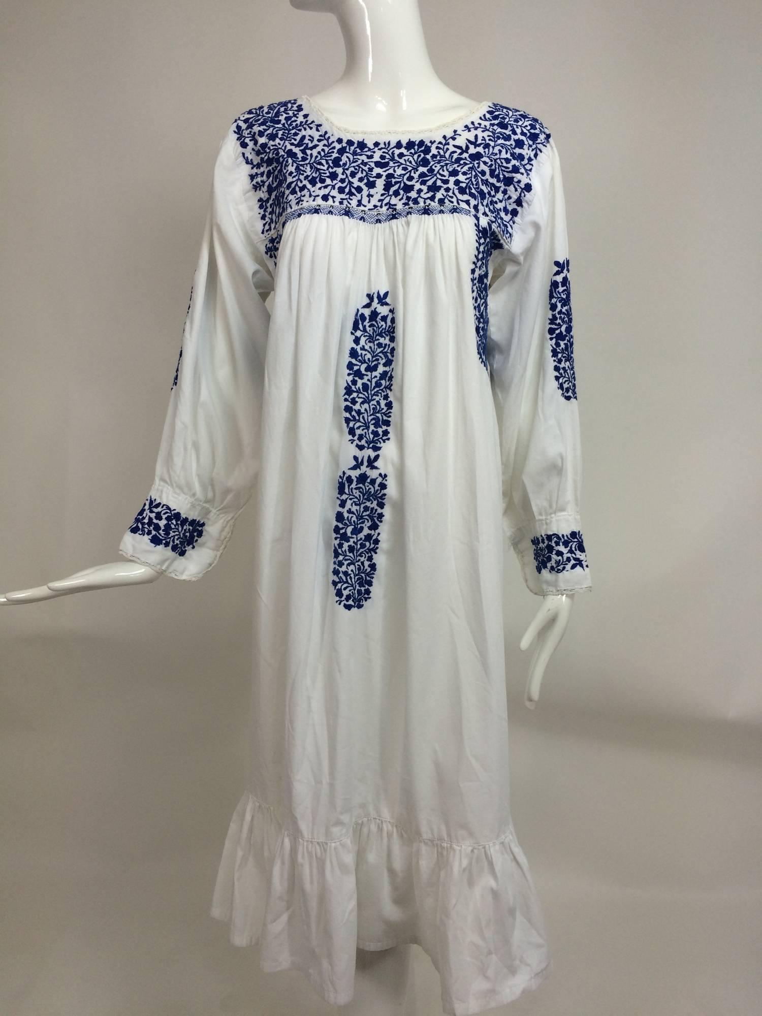 1960s blue & white embroidered Oaxacan Mexican wedding dress vintage 2