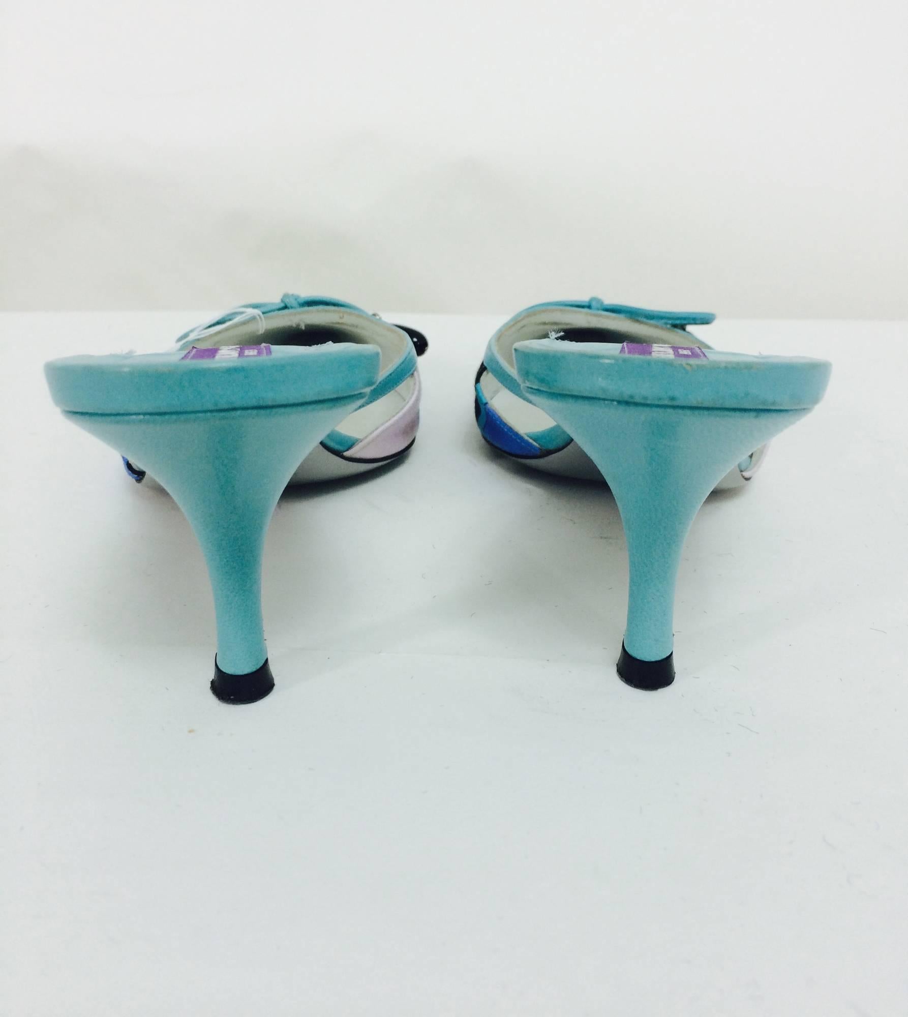 Pucci blue & aqua silk print bow & bead front high heel mules 36 1/2  In Excellent Condition In West Palm Beach, FL