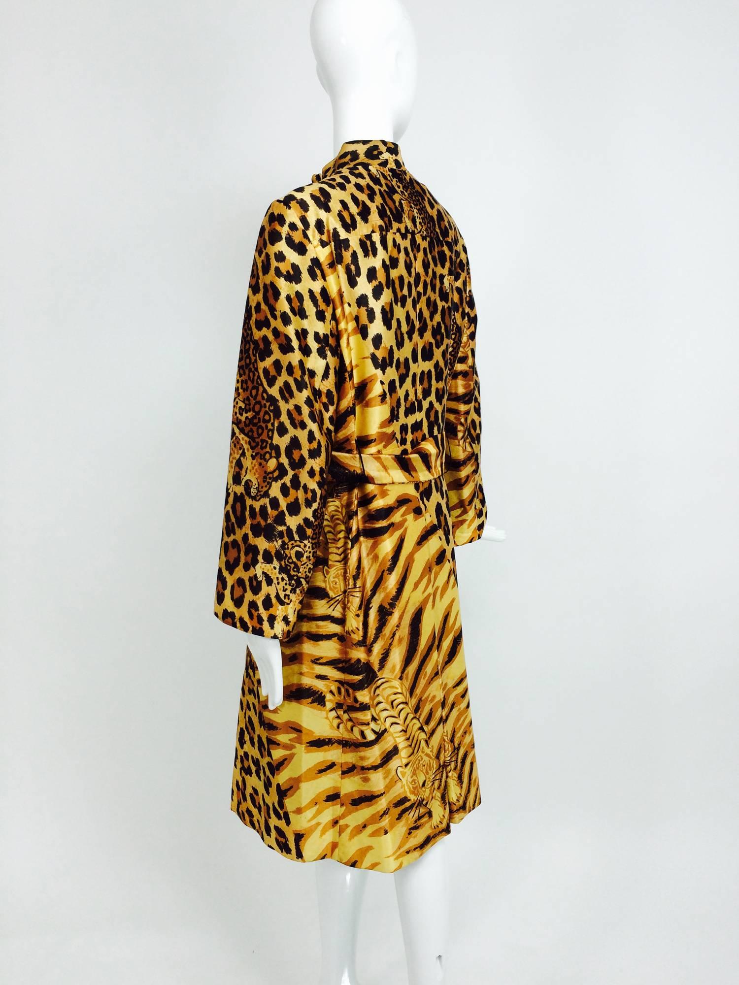 Brown Vintage Main Street leopard print rain coat 1970s