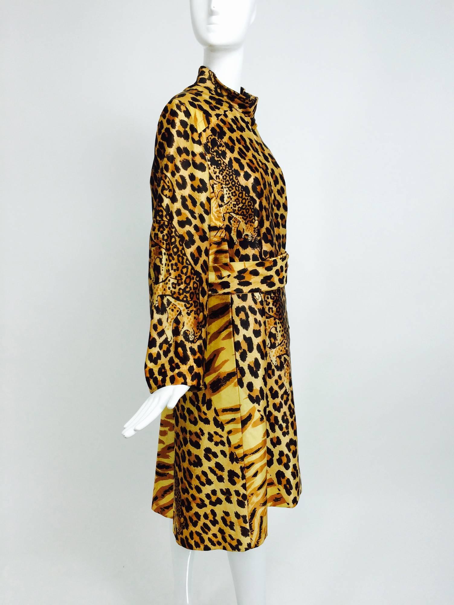 Vintage Main Street leopard print rain coat 1970s 1