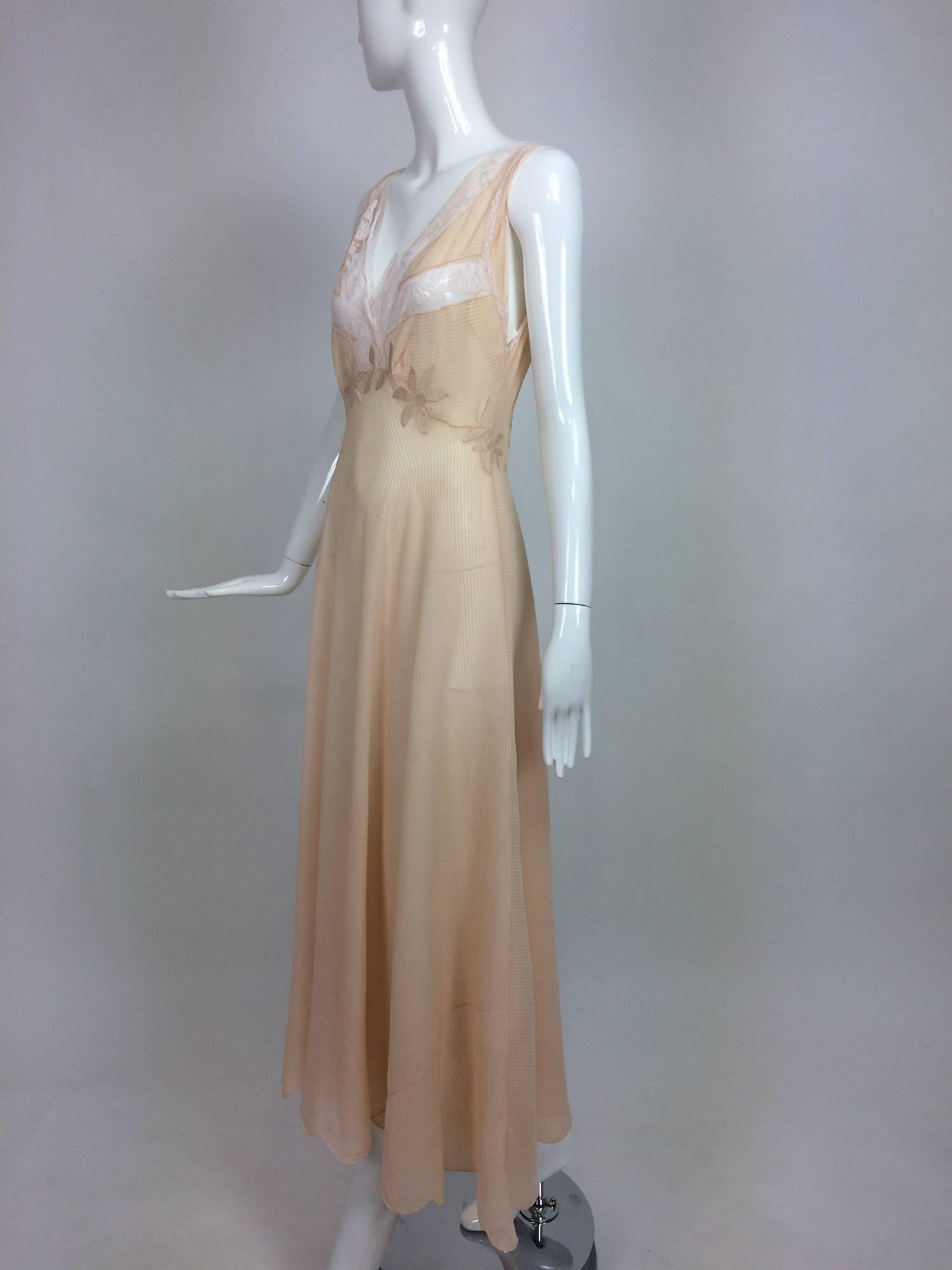 Vintage hand made pleated silk chiffon bias cut appliqued night gown 1930s 2