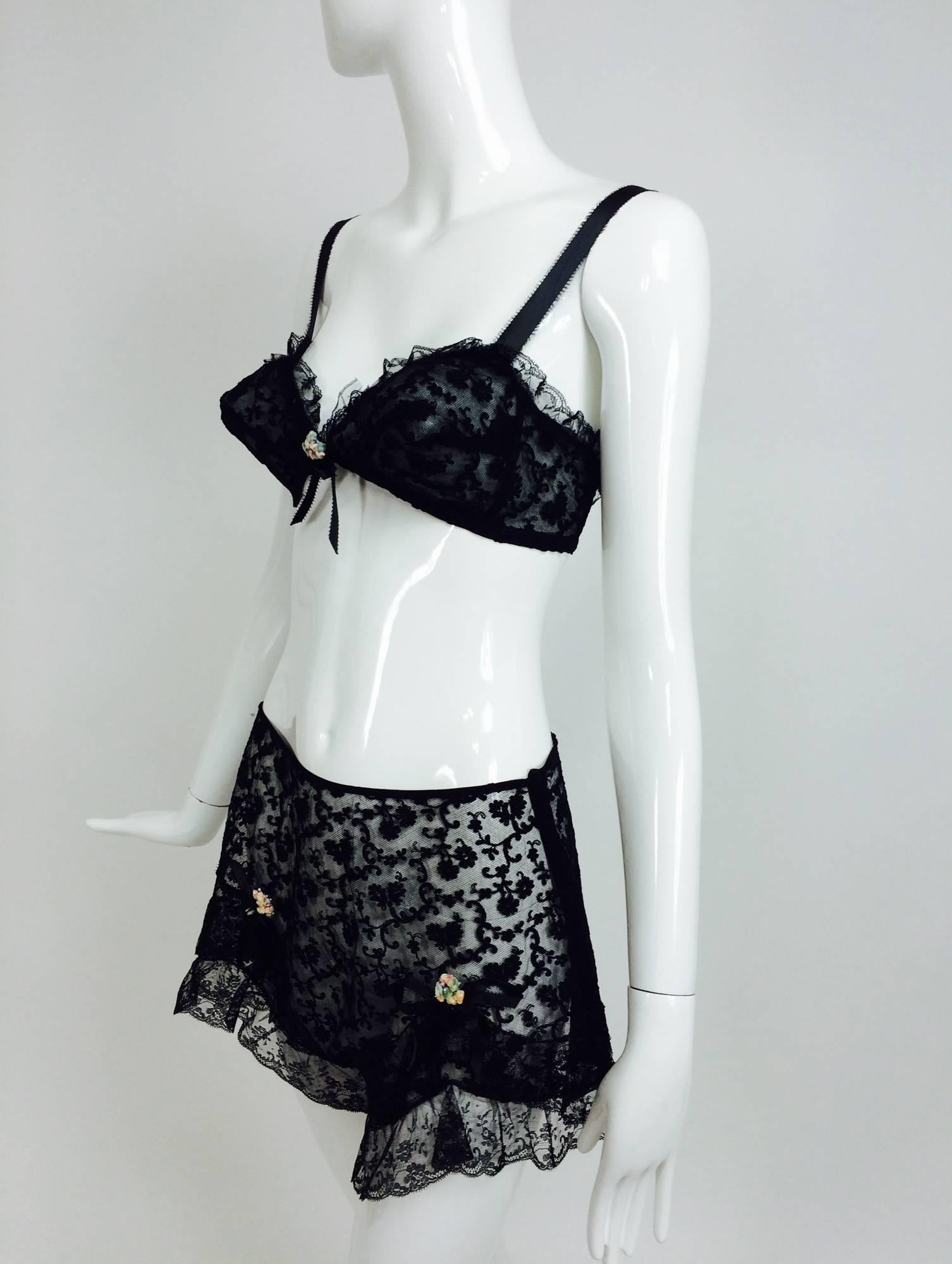 1940s pin up black lace bra & panties unworn labeled Joan's Specialty...This sweet sexy set was obtained from the original owner a number of years ago...She told me her husband gifted it to her when he returned from the war and that she thought it