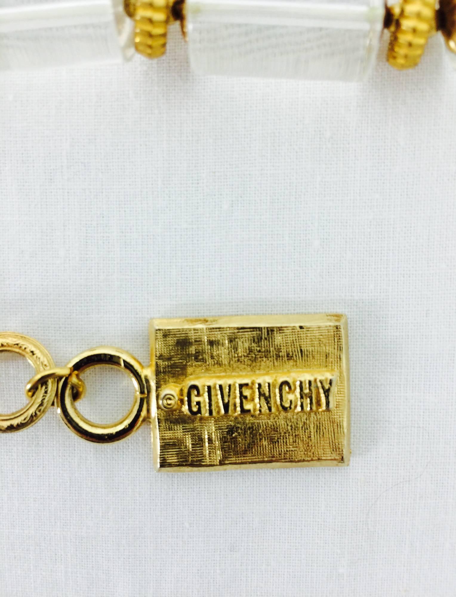 Gris Givenchy Collier ou ceinture vintage en métal doré et lucite, années 1970 en vente