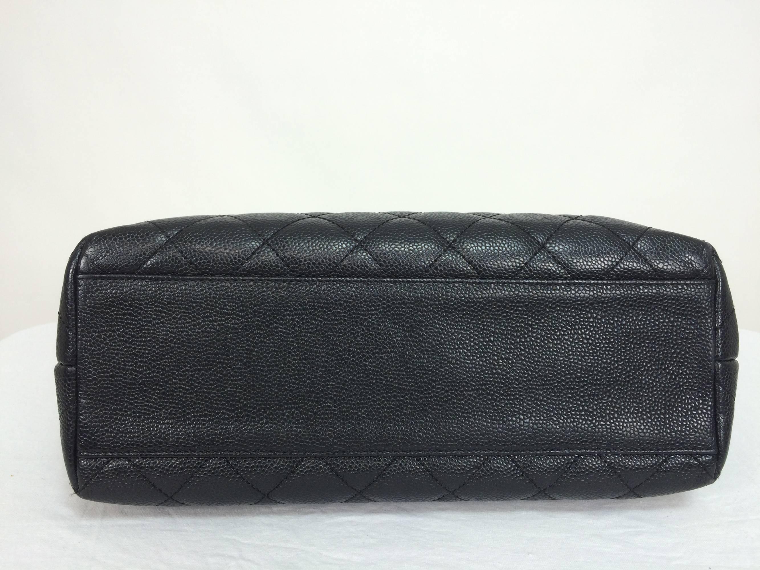Vintage Chanel top handle flap front black caviar leather handbag In Excellent Condition In West Palm Beach, FL