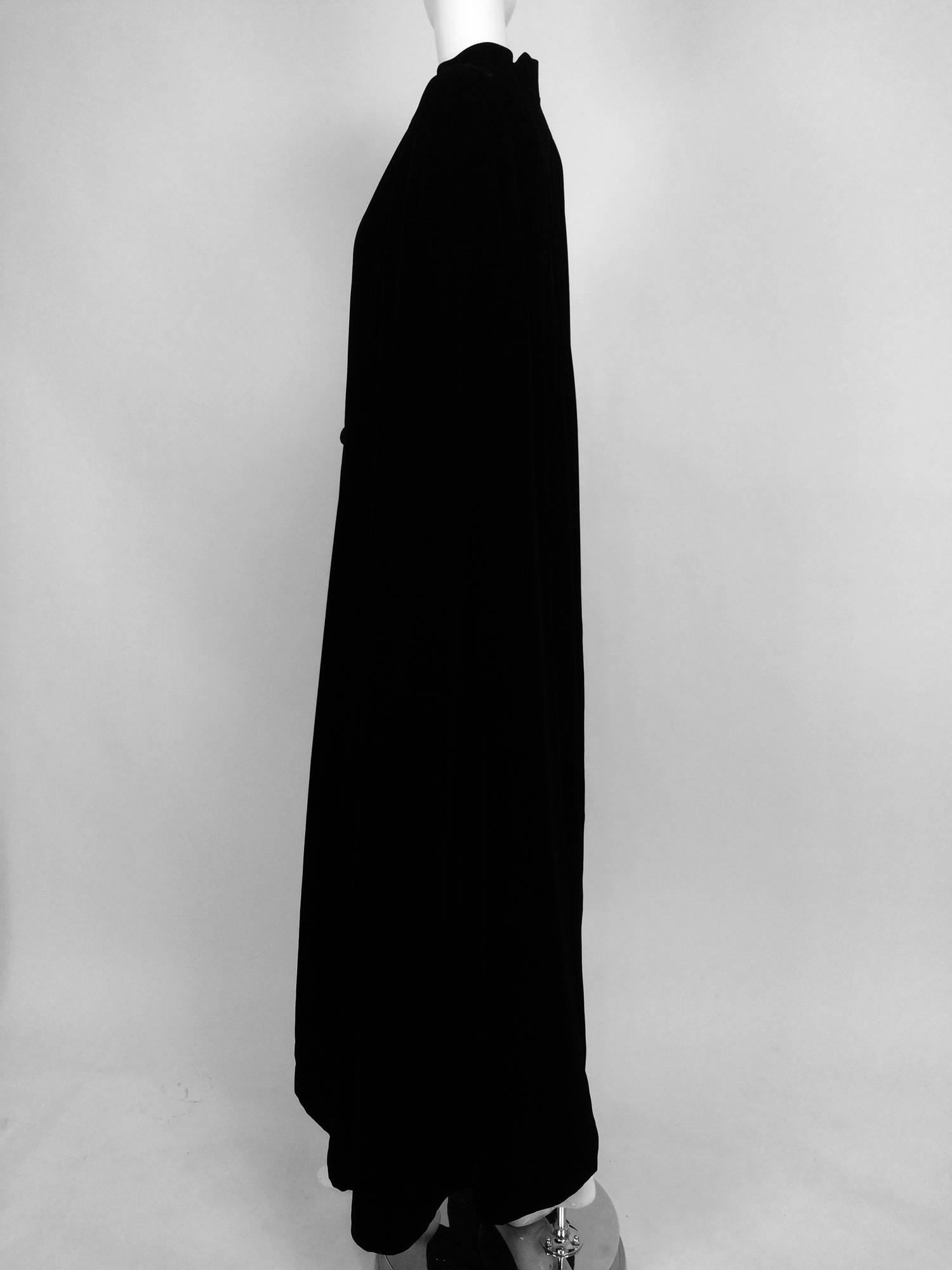 Vintage Black velvet evening cape with frog closures Medium 2
