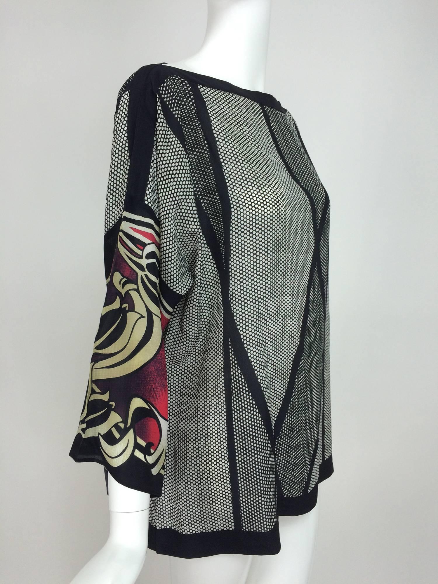 Women's Escada printed silk tunic top 44