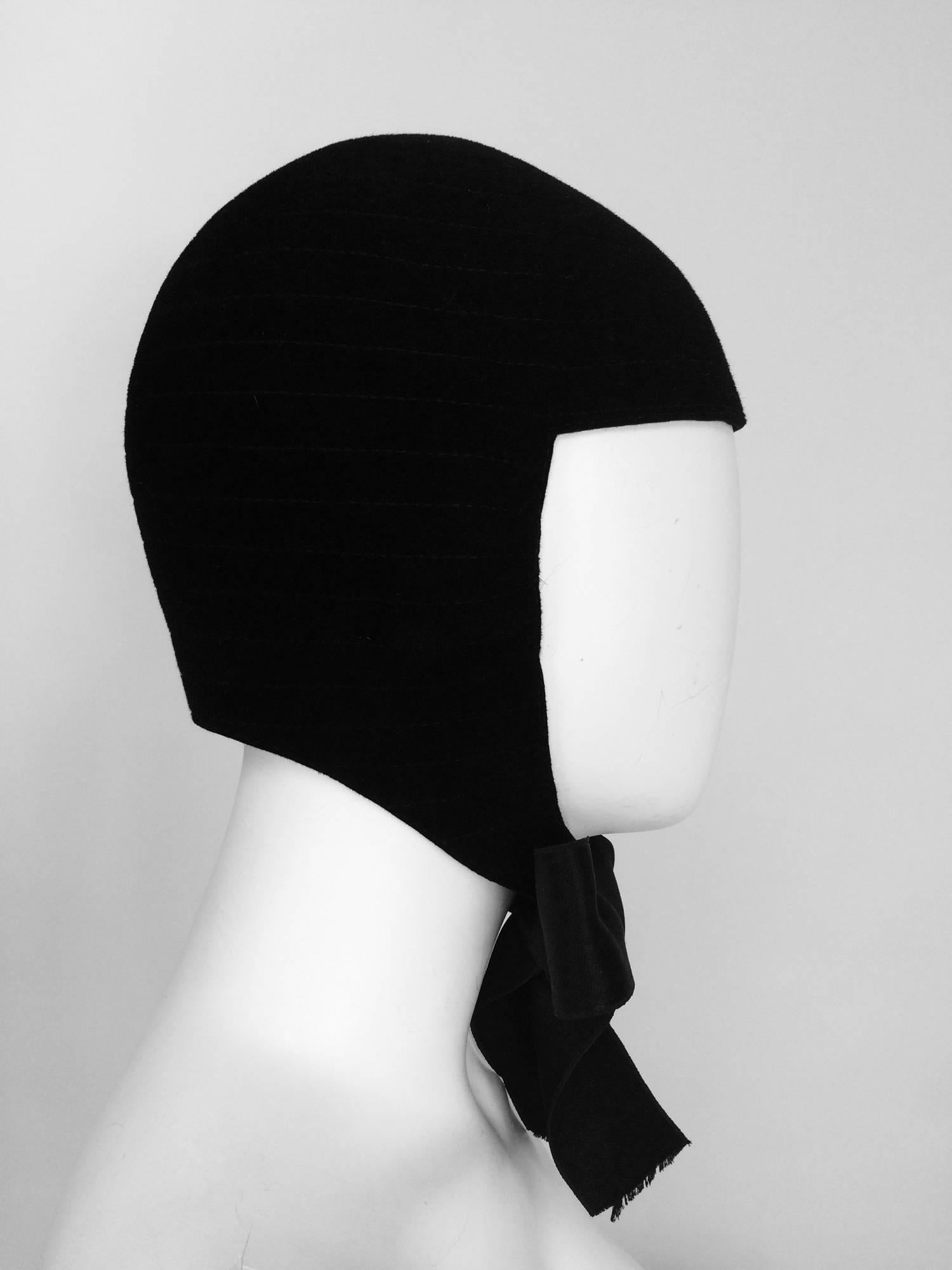 Black James Galanos black velvet Mod black velvet felt helmet hat 1960s