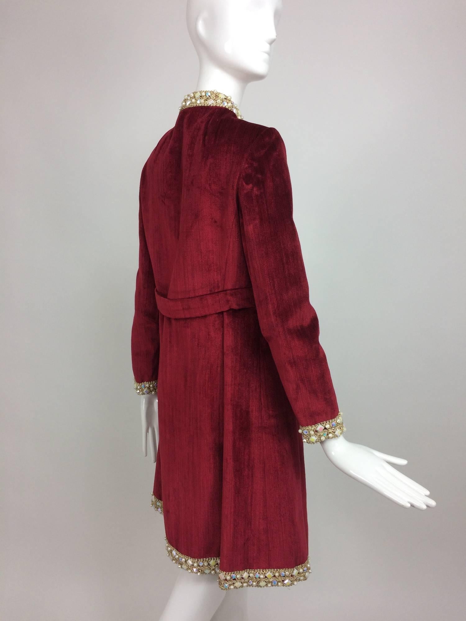 Garnet red silky cotton velvet jewel trim Mod dress 1960s In Excellent Condition In West Palm Beach, FL
