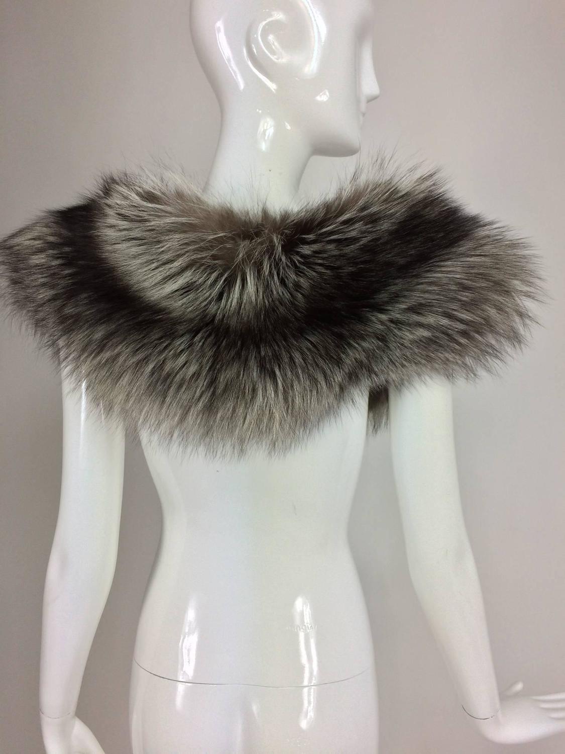 Silver fox fur draped shoulder wrap 1960s OS For Sale at 1stdibs