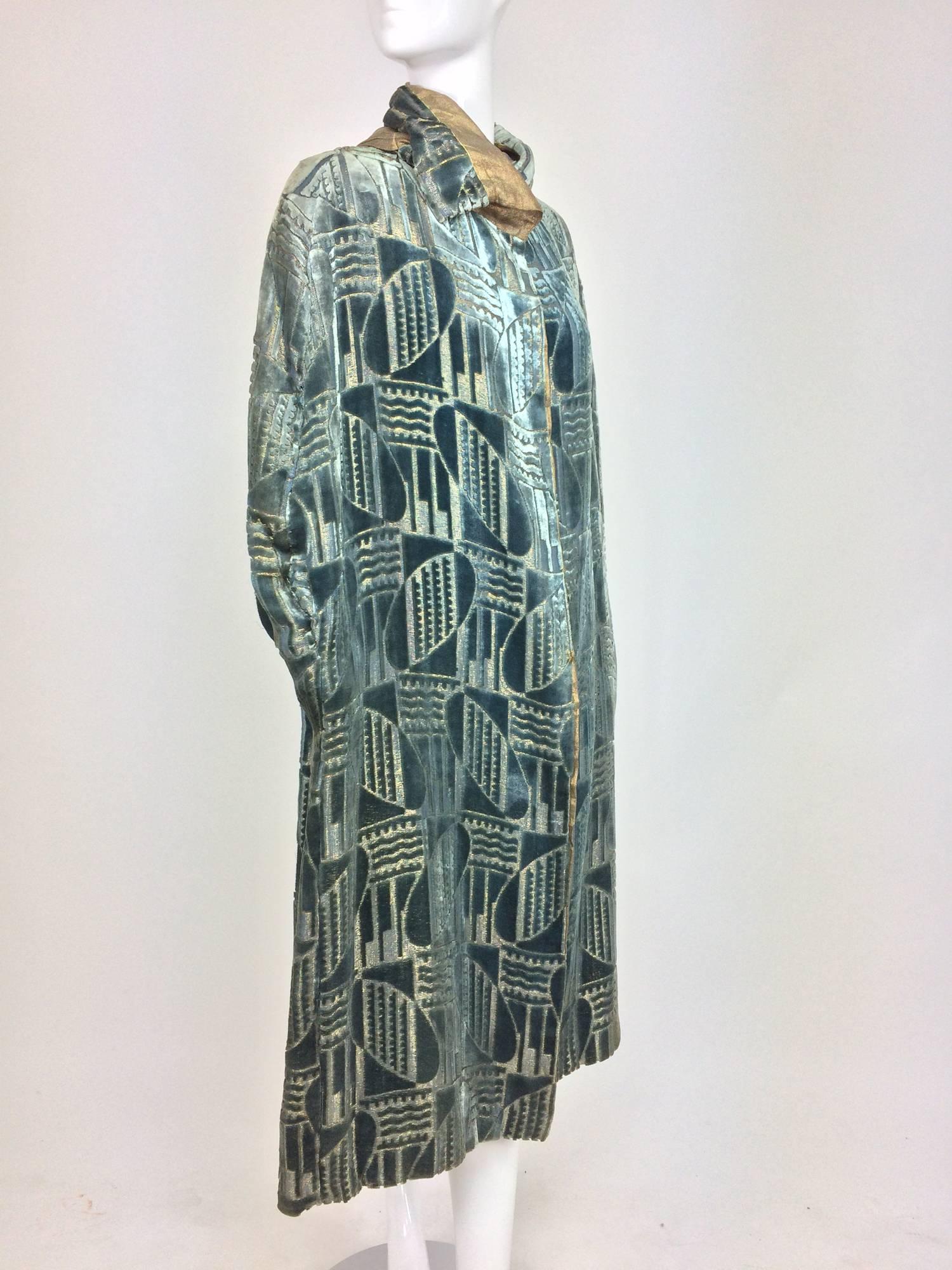 Gray Art Deco Louis & Cie  Paris teal silk cut velvet gold lame evening cape 1920s