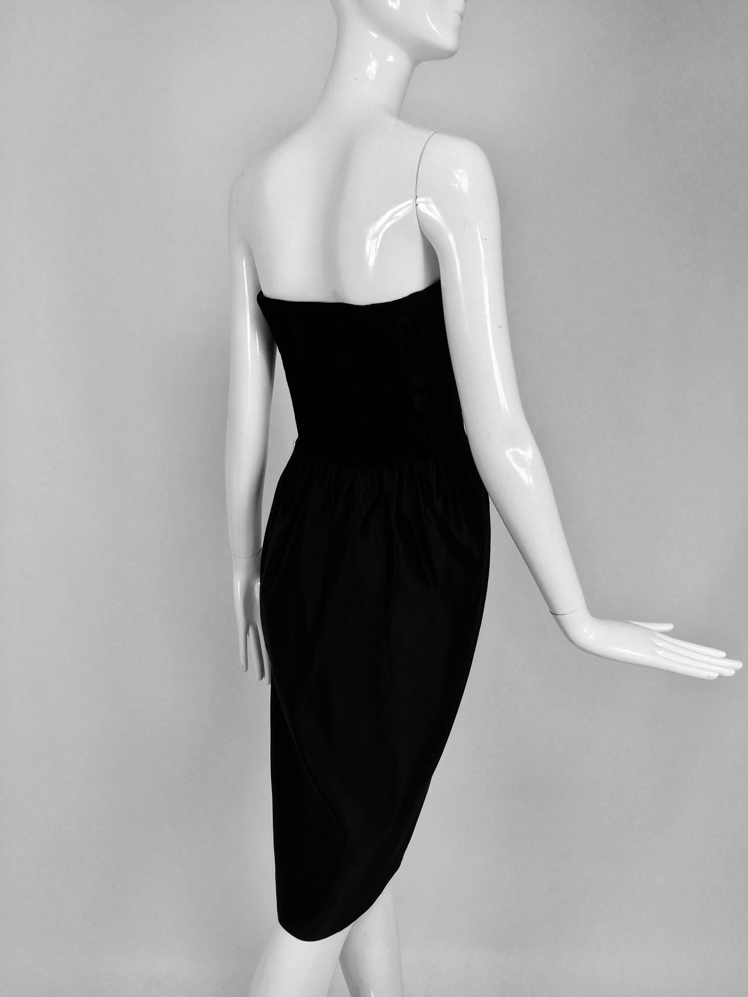 Lanvin numbered Haute couture black silk and velvet strapless cocktail dress  For Sale 1