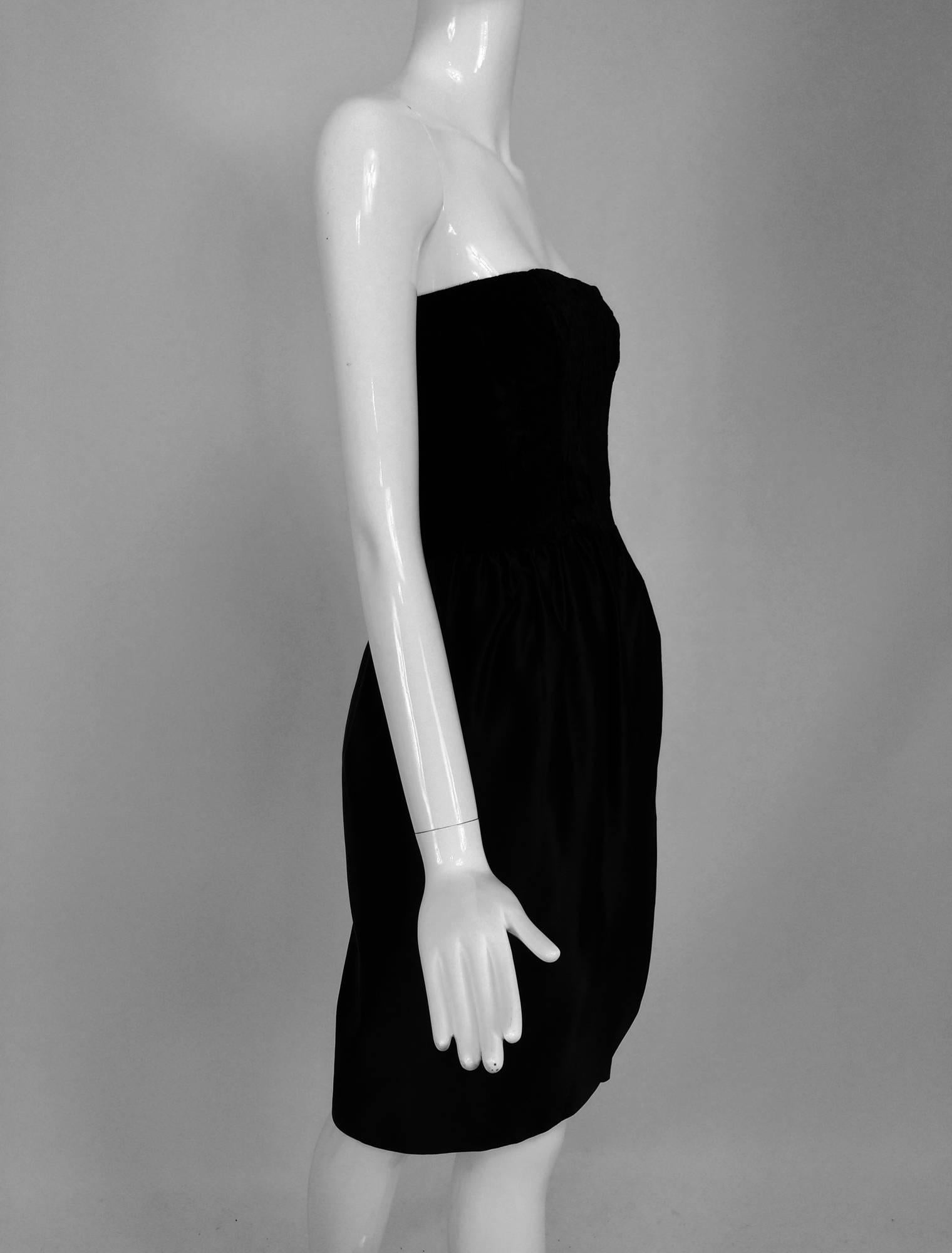 Lanvin numbered Haute couture black silk and velvet strapless cocktail dress  For Sale 3