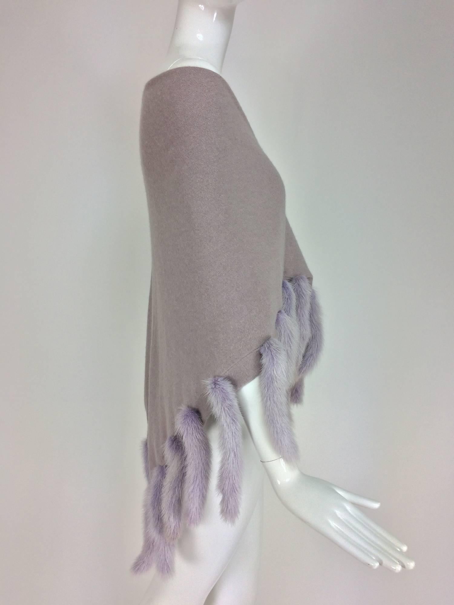 Lavender soft wool and angora knit shawl with mink tails In Excellent Condition In West Palm Beach, FL