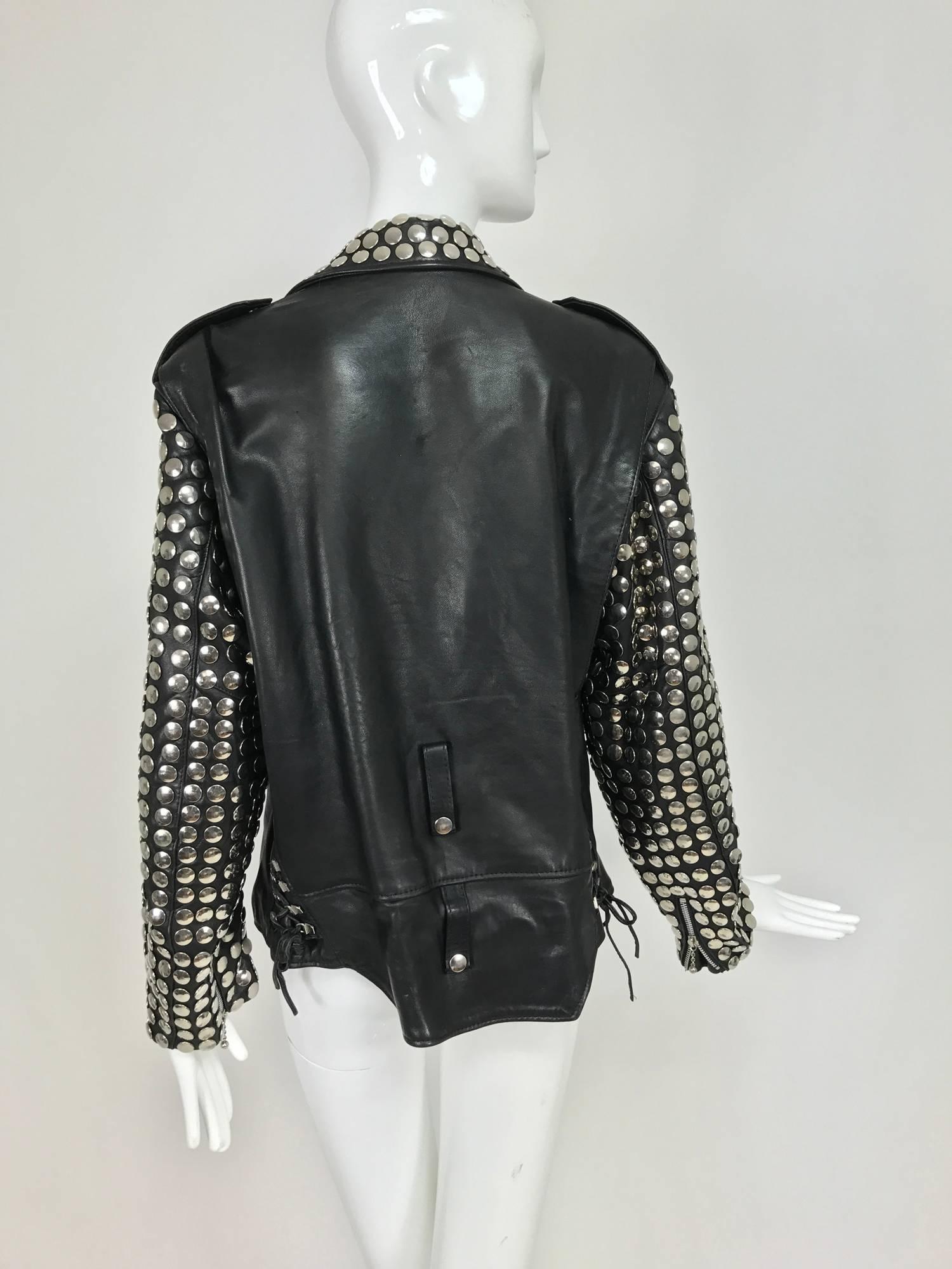 Vintage heavily studded black leather motorcycle jacket mens small In Excellent Condition In West Palm Beach, FL