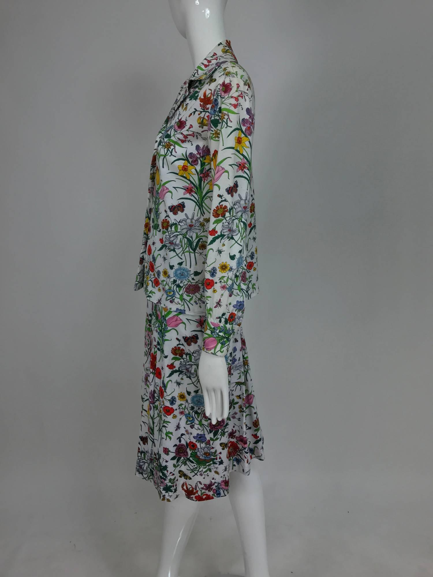 Vintage Gucci top and skirt in the Flora print 1970s In Excellent Condition In West Palm Beach, FL