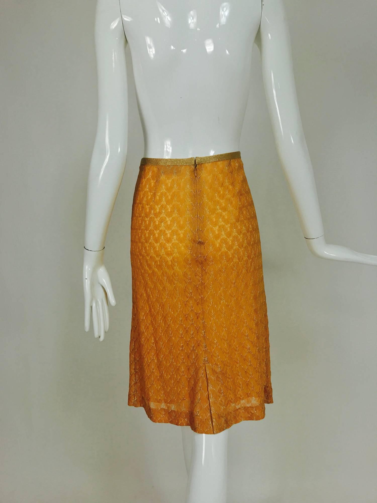 Missoni coral and gold metallic knit straight skirt unworn In New Condition In West Palm Beach, FL