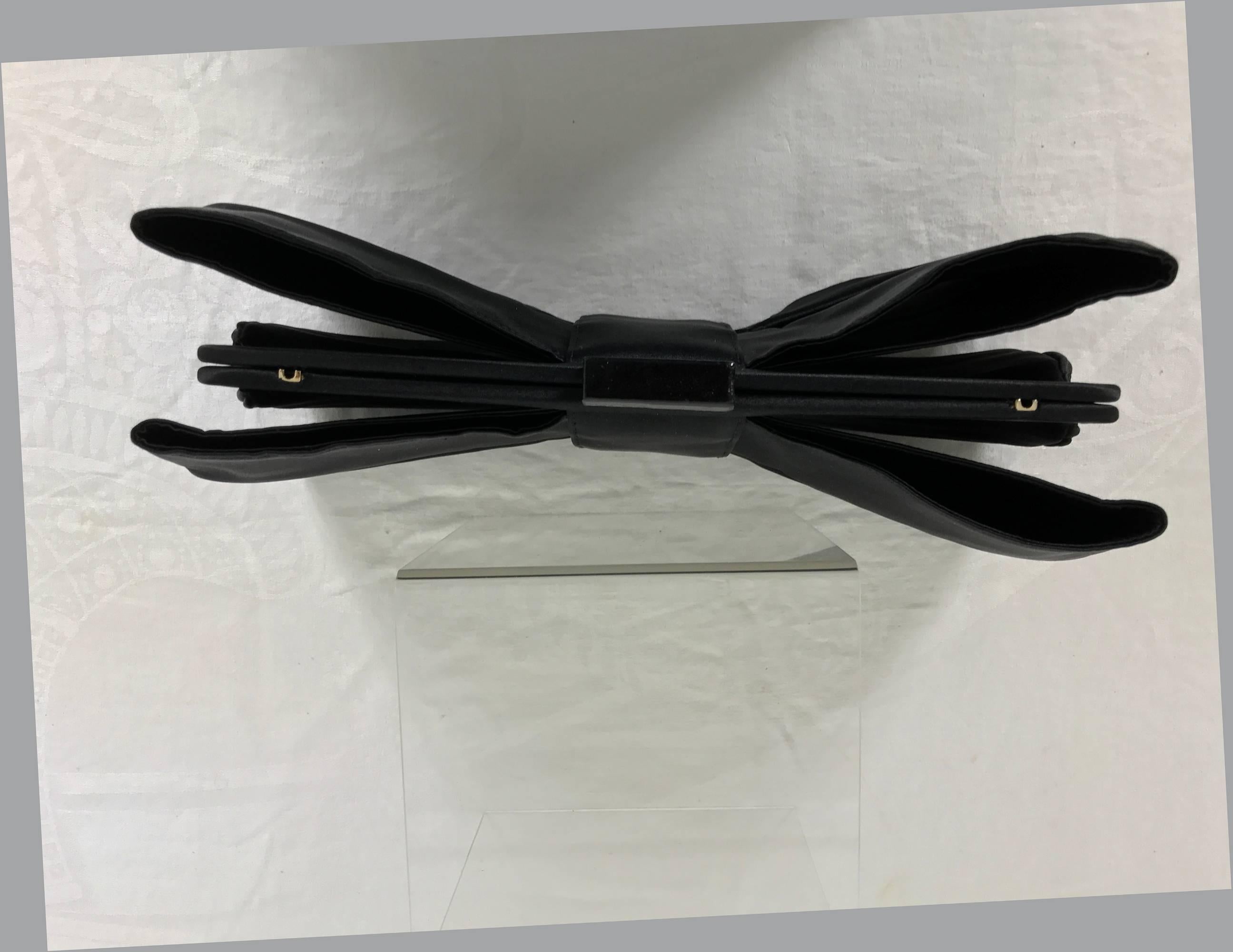 Black Oscar de la Renta black silk bow shape clutch evening or shoulder bag
