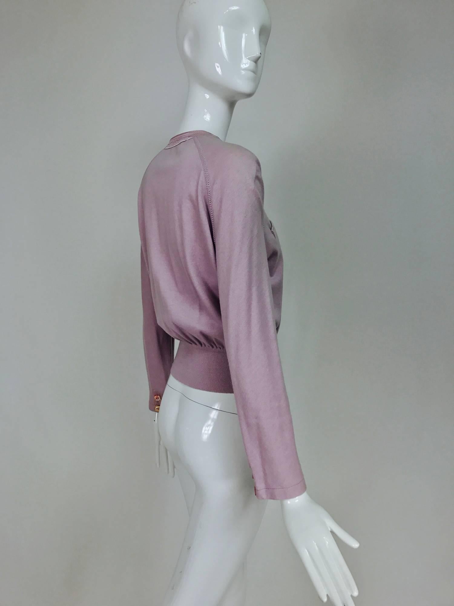 Vintage Valentino lavender soft cashmere wool knit sweater with satin trim 1980s In Good Condition In West Palm Beach, FL