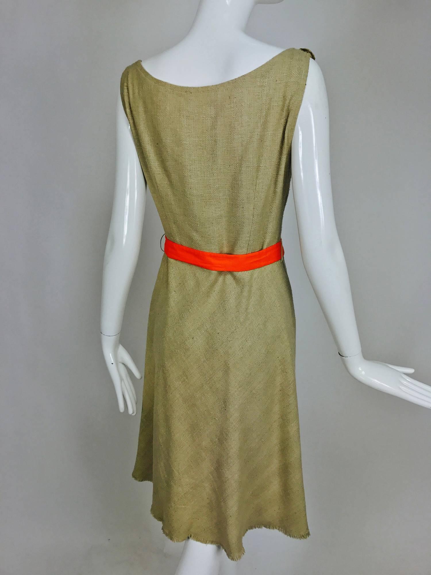Moschino natural silk linen shift dress with floral appliques and ribbon belt  In Excellent Condition In West Palm Beach, FL