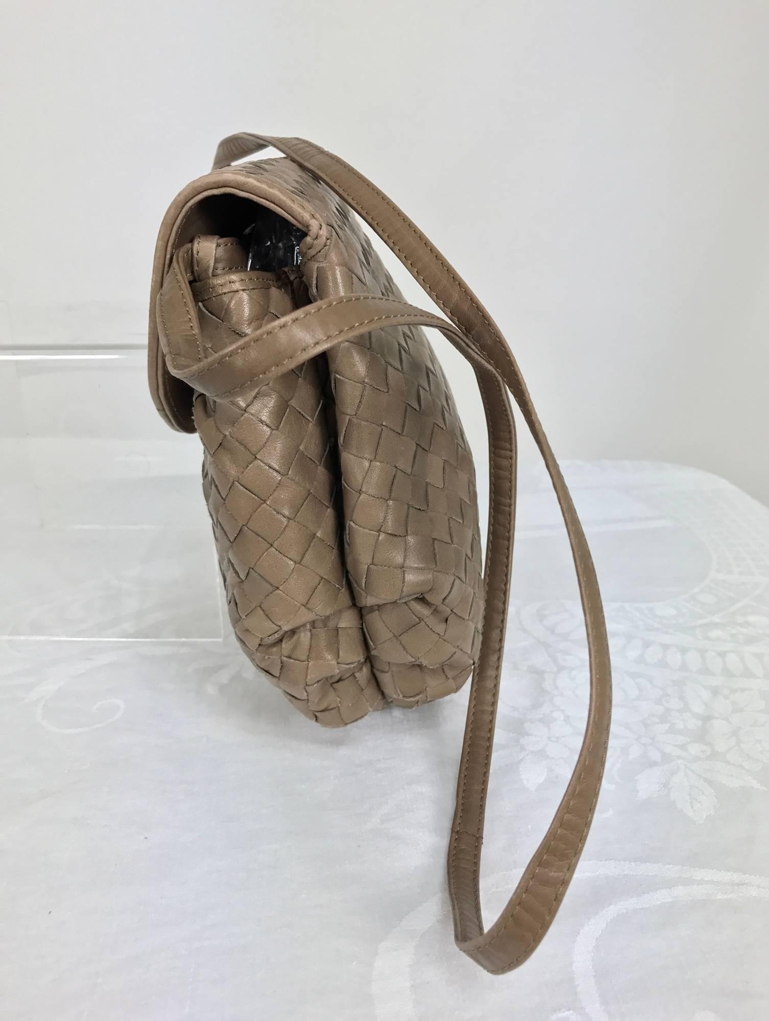 Women's Bottega Veneta Intrecciato cocoa leather shoulder clutch handbag 1980s NWT