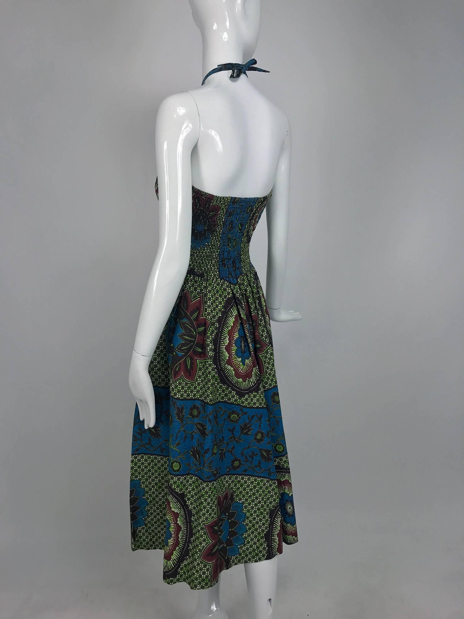 Vintage Miss Hawaii by Kamehameha batik print halter neck dress 1950s In Good Condition In West Palm Beach, FL