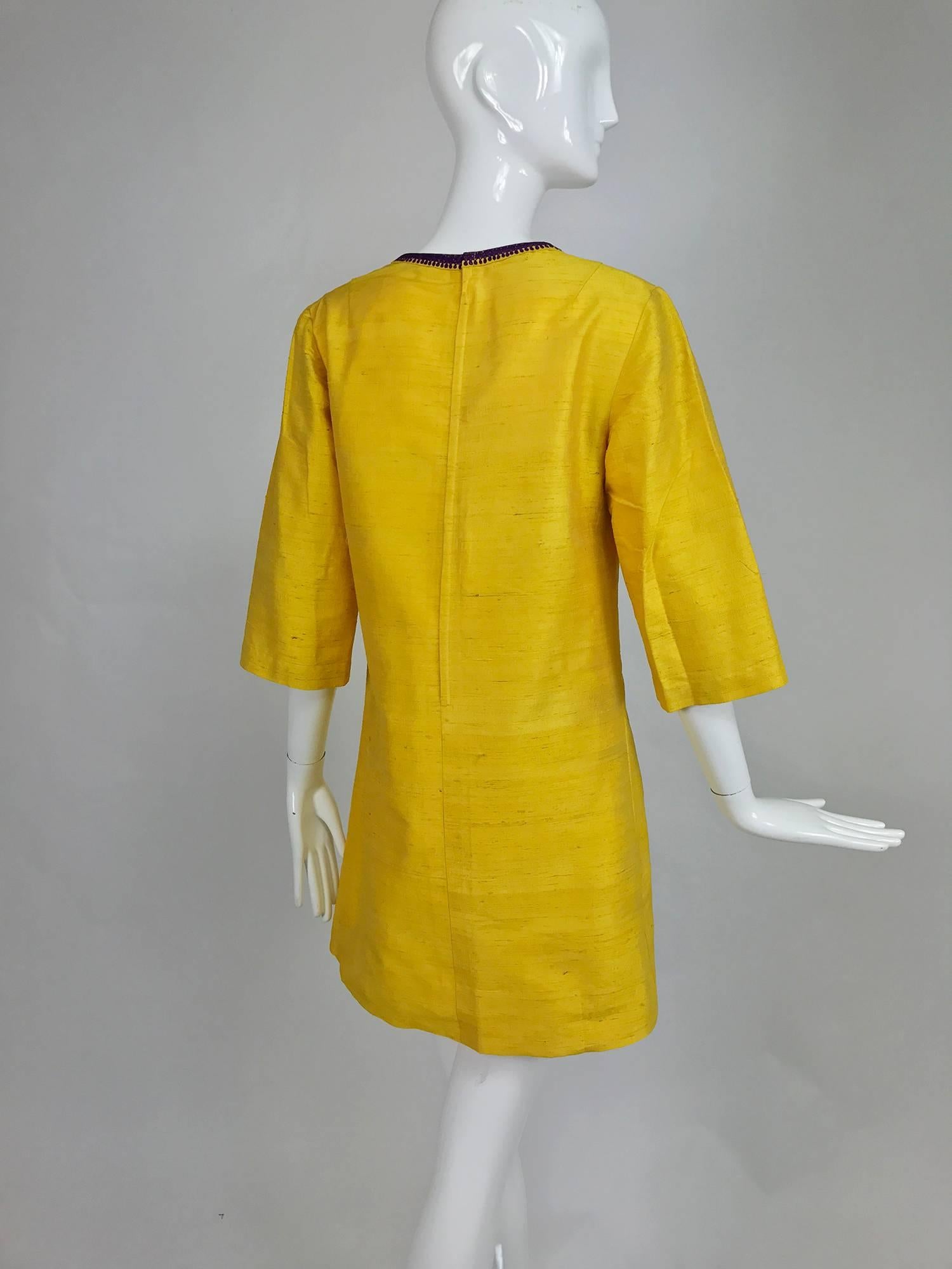Vintage tunic of raw silk in saffron with purple embroidered applique 1960s 1