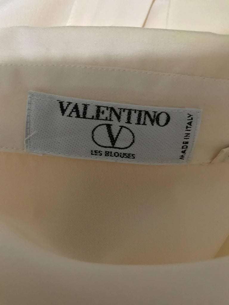 Valentino cream fine silk crepe long sleeve blouse For Sale at 1stDibs