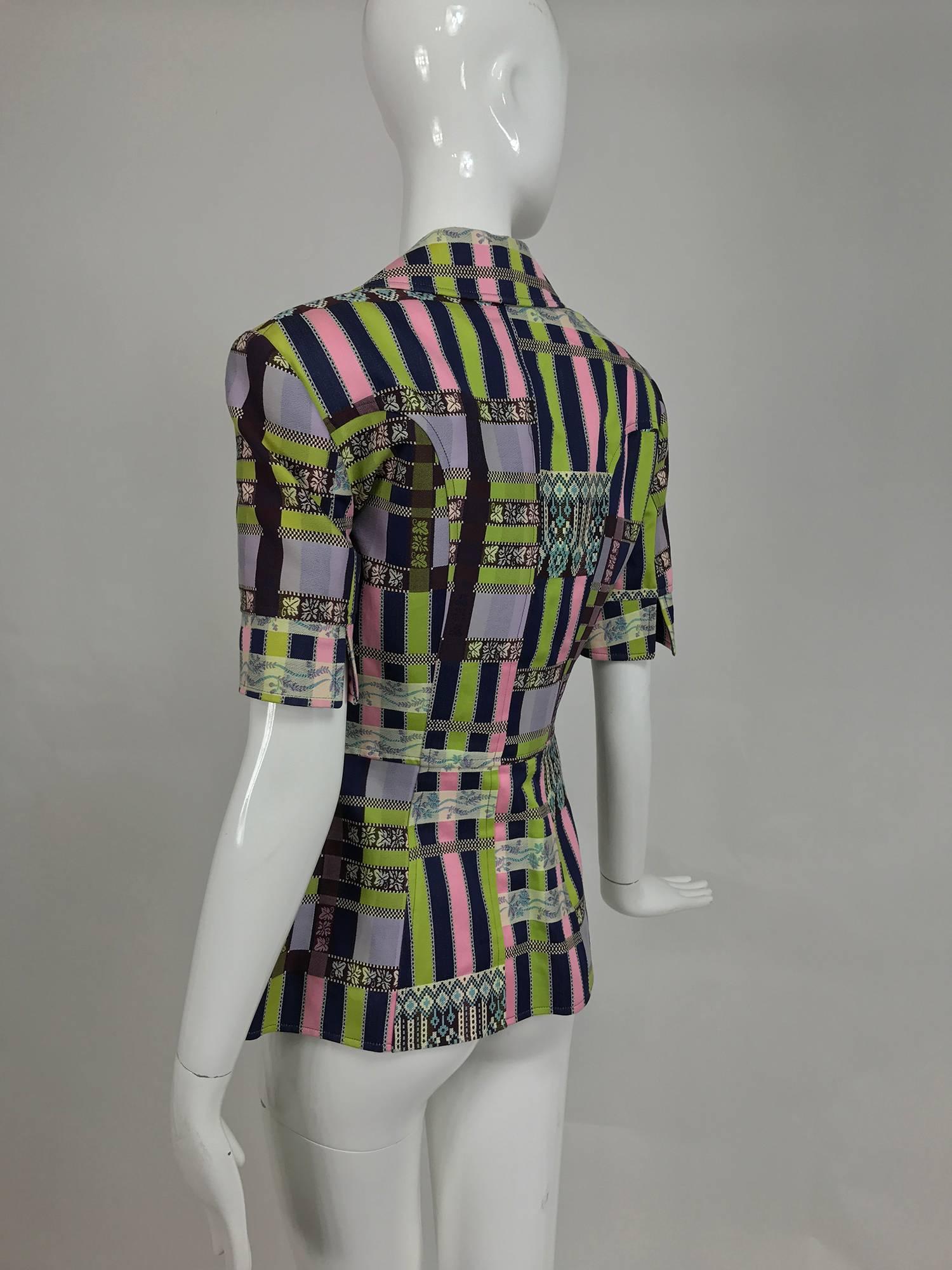 Christian LaCroix Bazar zipper front Short sleeve jacket 1980s In Excellent Condition For Sale In West Palm Beach, FL