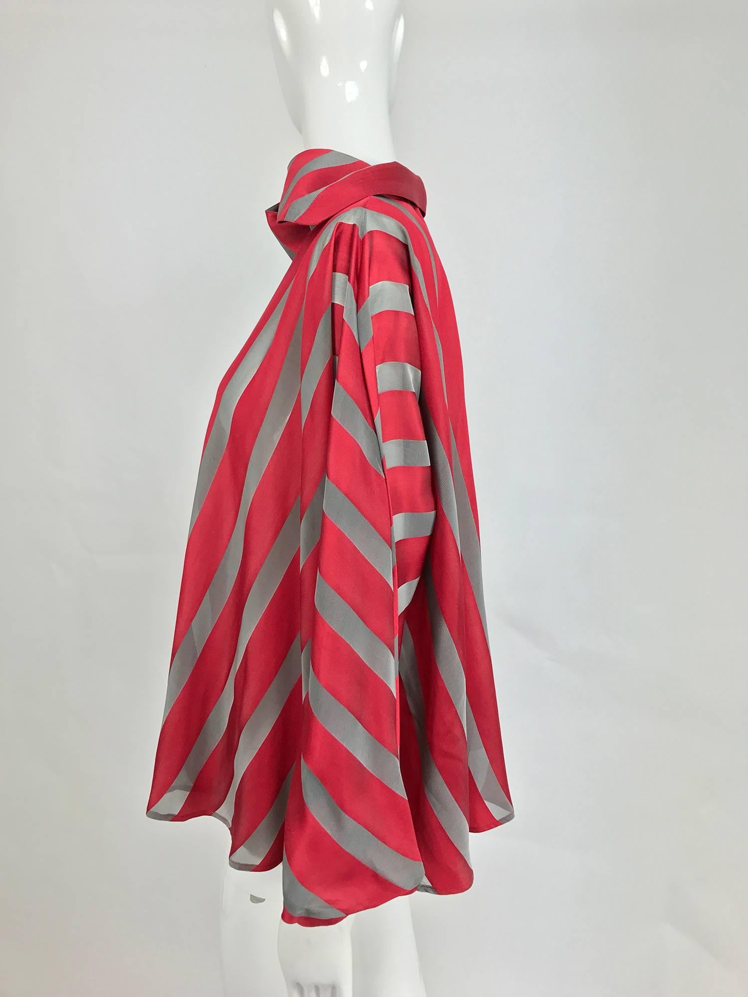 Gianfranco Ferre red and grey silk stripe unique sleeve swing blouse 1990s In Excellent Condition In West Palm Beach, FL