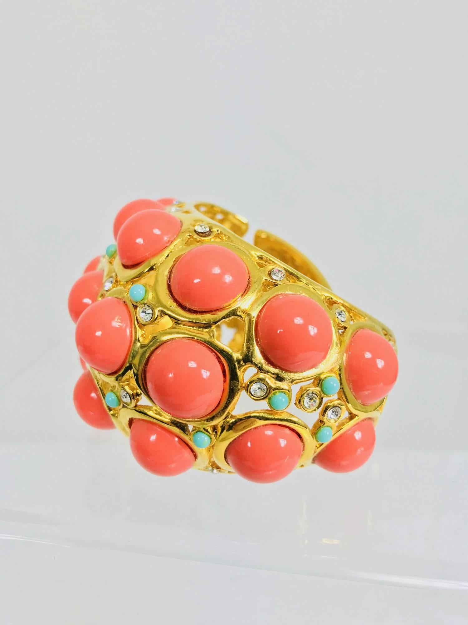Kenneth J Lane faux coral turquoise rhinestone gold clamp cuff bracelet In Excellent Condition In West Palm Beach, FL